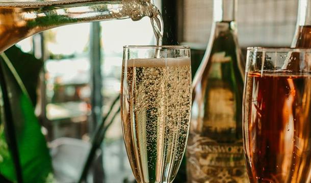 Girls Night In: Bottomless Brunch, Mercure Hotel Paignton