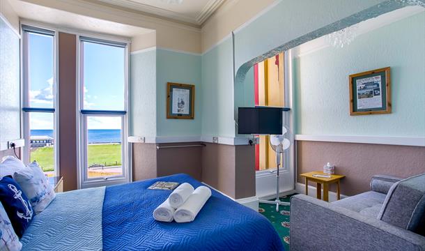 Luxury guest accommodation Torquay