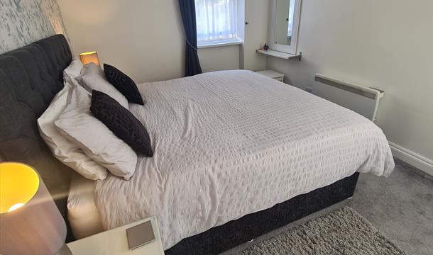 Meadowside Holiday Apartments