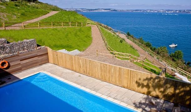 Shared outdoor swimming pool, Curlew 2, The Cove, Brixham, Devon