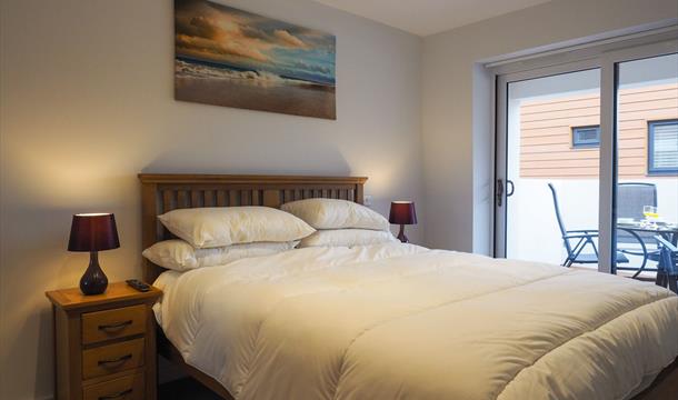 Double bedroom, Plover 3, The Cove, Brixham Devon