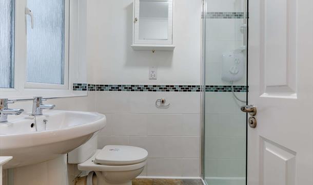 Walk-in shower room - Torbay View, 10 Dolphin Court