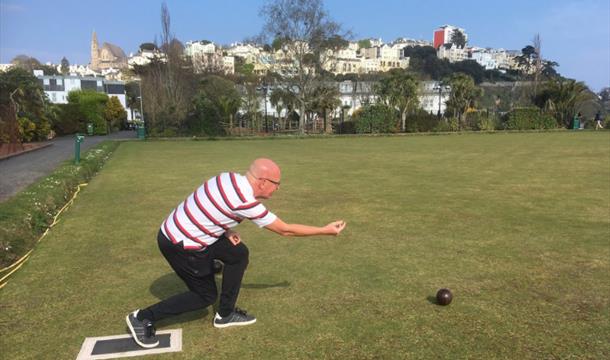 Torre Abbey Leisure Park, Pitch & Putt, Bowls and Tennis in Torquay , Devon