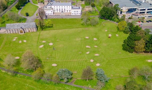 Torre Abbey Leisure Park, Pitch & Putt, Bowls and Tennis in Torquay , Devon