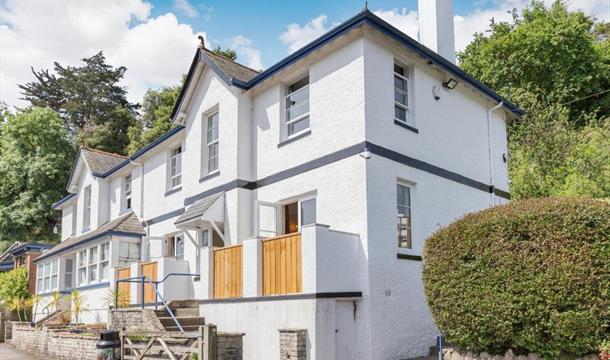 Exterior of Cavern House, Ilsham Road