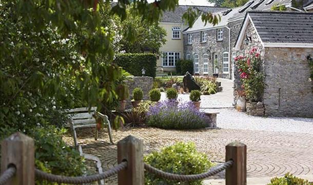 Compton Pool Farm