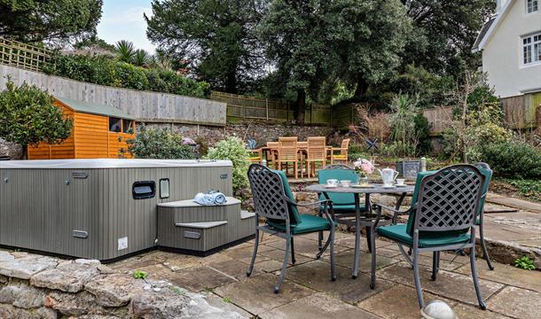 Hot tub at Cotehayes, Lower Woodfield Road, Torquay
