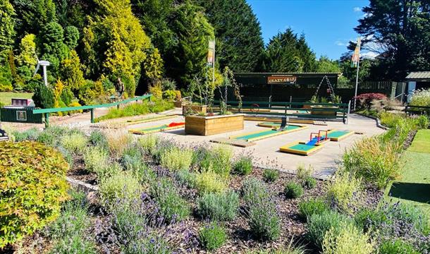 Crazy Golf at Babbacombe Model Village