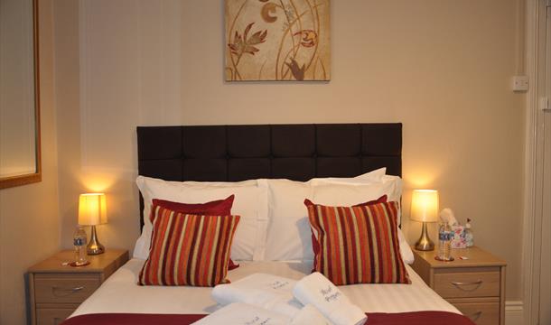 compact room En-suite