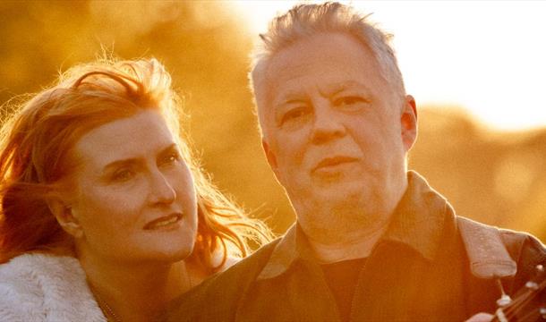 Eddi Reader & John Douglas in the sunshine