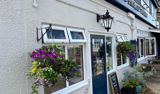 Exterior, The Embassy Tavern, Preston, Paignton