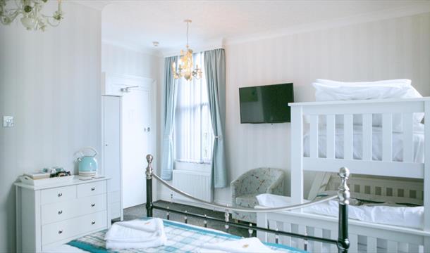 Family Bedroom, Glenorleigh, Torquay, Devon