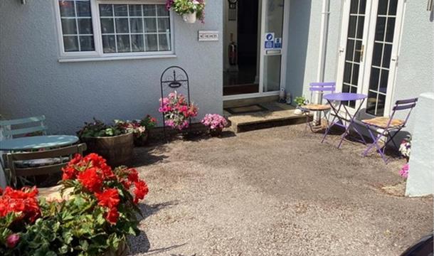 Entrance, Glenwood Guest House, Rowdens Road, Torquay