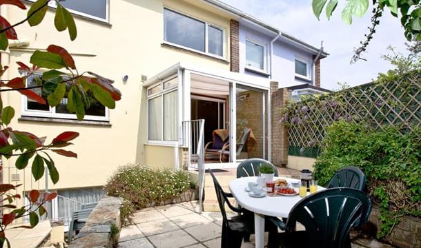 Patio with outside seating, Harbour View, 8 Jacolind Walk, Brixham, Devon