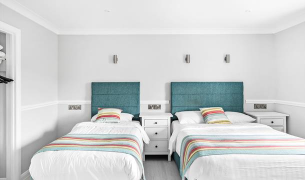 The Waters Edge Hotel