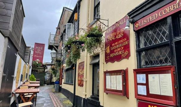 Hole in the Wall, Torquay, Devon