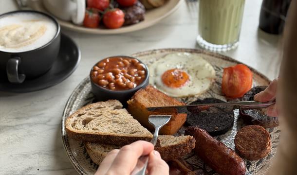 The Yacht, Torquay - Breakfast