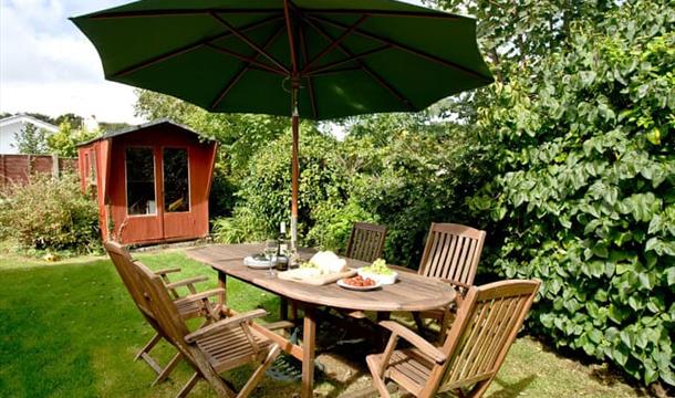 Garden and outside seating, Landfall, North Boundary Road, Brixham