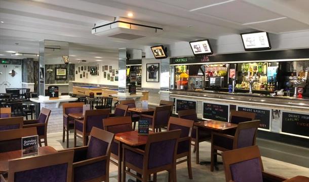 Show Bar and Sports Bar, Riviera Hotel, Torquay, Devon