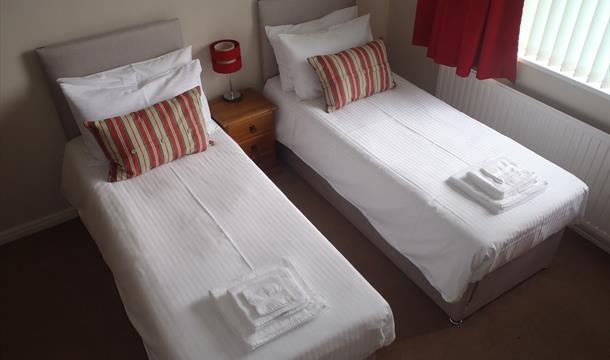 Twin Bedroom at Clinmore House, Paignton, Devon