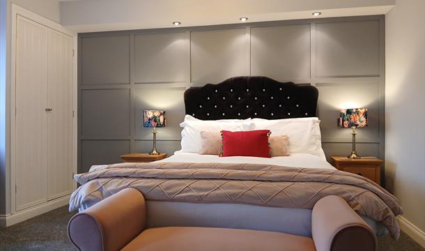 Superior King Room