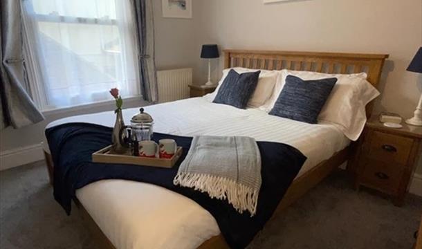 Master Bedroom, The Seadog Retreat, 1 Mount Ararat, North View Road, Brixham, Devon