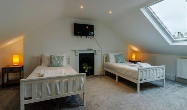 Twin Bedroom, Shore Shack, 17 Greenswood Road, Brixham, Devon