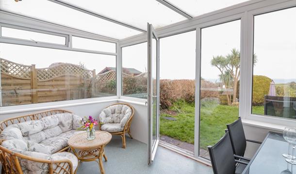 Conservatory, Sunnybank self catering accommodation in Torquay, Devon