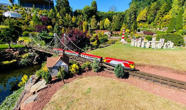 Train at Babbacombe Model Village