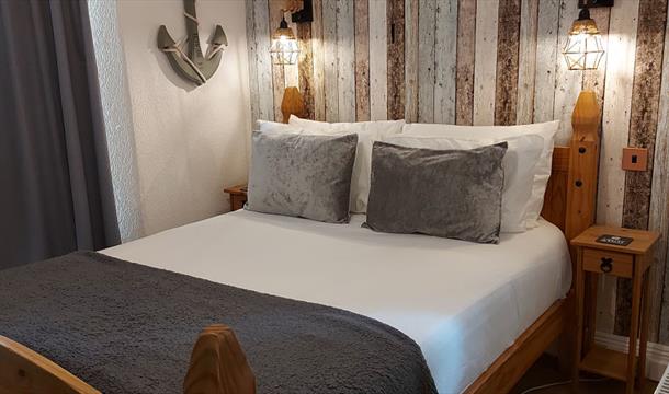 Double bedroom at Trentham, Norman Road