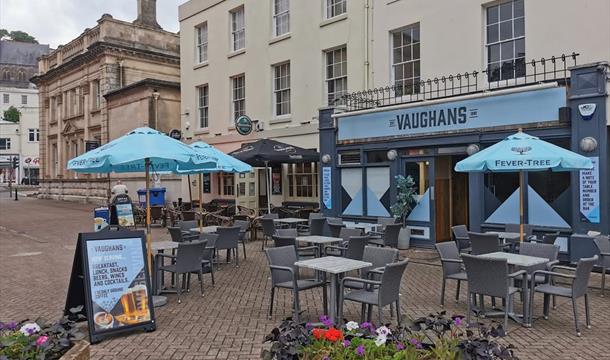 Exterior, Vaughans, Vaughan Parade