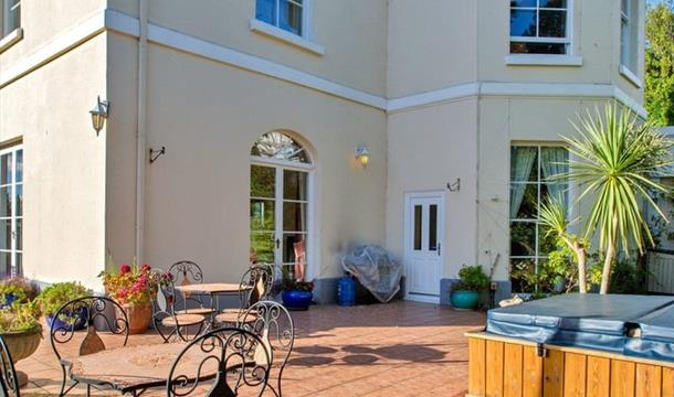 Hot tub at Villa Braganza, Torquay, Devon