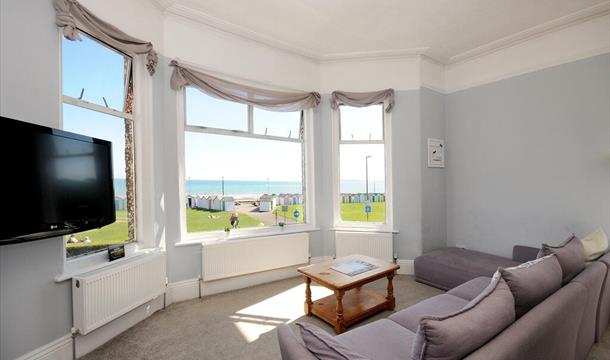 Lounge with sea view, Wavecrest, 29a Marine Parade, Preston, Paignton, Devon