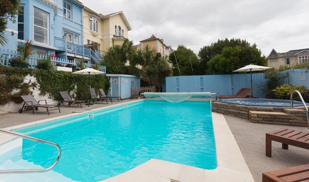 Swimming pool at Purple Tree