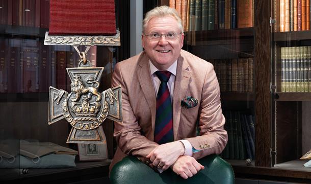 Mark Smith – Antiques Expert on the road Palace Theatre,Paignton, Devon