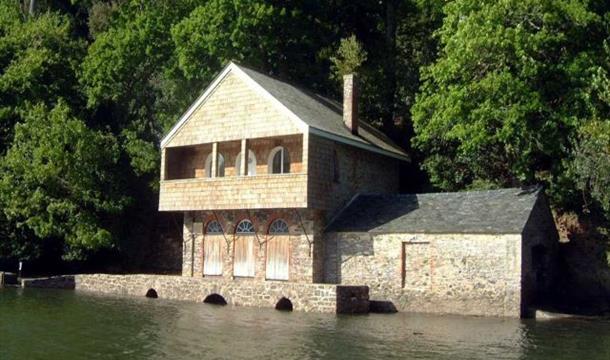 Boat House