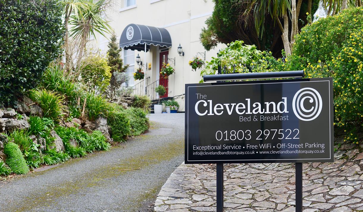 The Cleveland Bed and Breakfast TORQUAY English Riviera