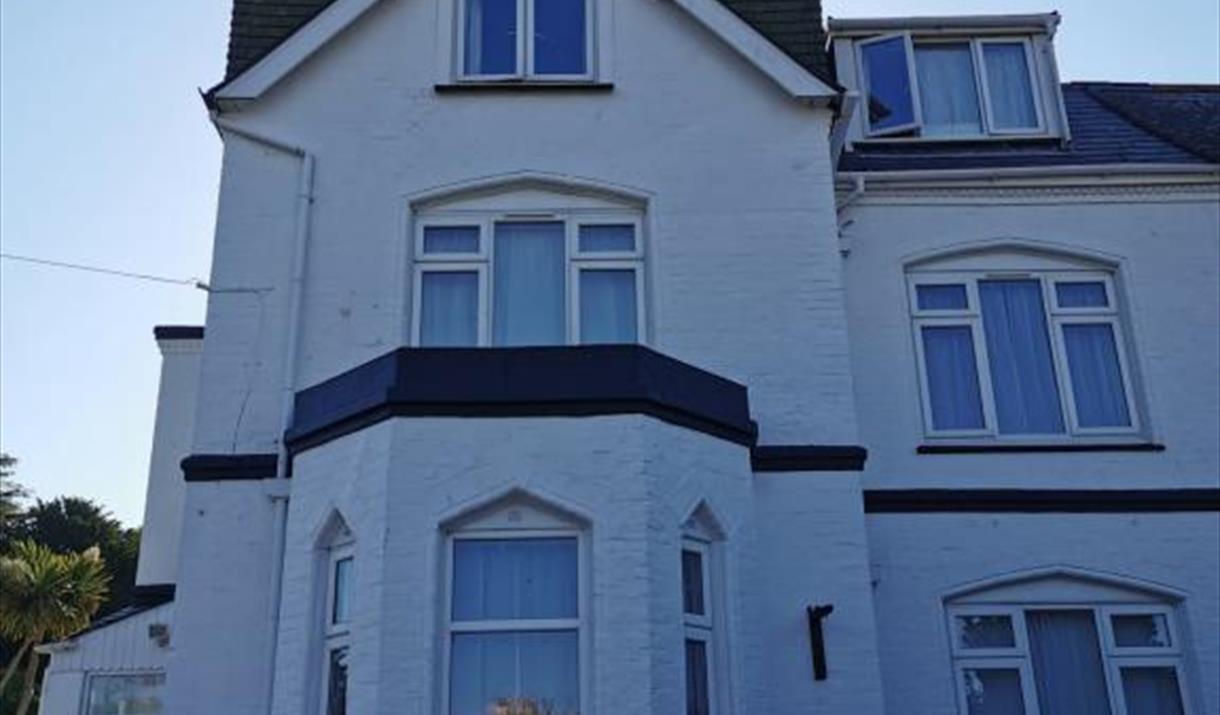 Coombe Lodge Holiday Flats Paignton Paignton English Riviera