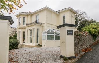 Exterior, Holcombe House, 1 Haldon Road, Torquay, Devon