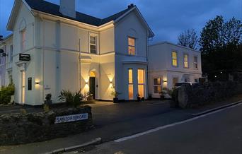 Exterior of Abingdon House, Avenue Road, Torquay