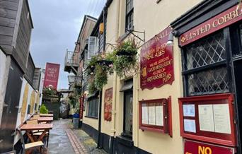 Hole in the Wall, Torquay, Devon