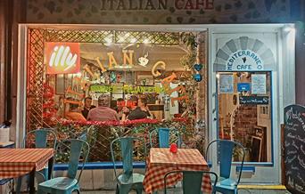 Exterior, Mediterraneo, Torbay Road