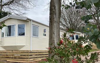 Sloop & Trawler caravans