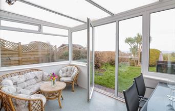 Conservatory, Sunnybank self catering accommodation in Torquay, Devon