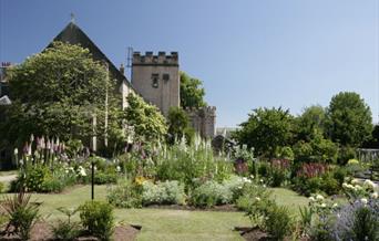 Torre Abbey Gardens