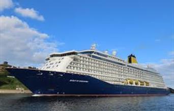 Visit of MS Spirit of Discovery Cruise Ship
