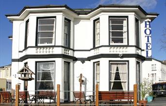 Exterior, Tor Dean Guest House, Torquay, Devon
