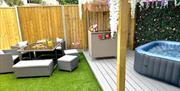 Garden with inflatable hot tub, 19 Dukes Close, Paignton