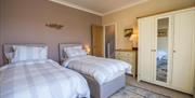 Twin room 39 North Furzeham Road