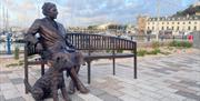 Agatha Christie and her dog Peter, Statue on Torquay harbourside